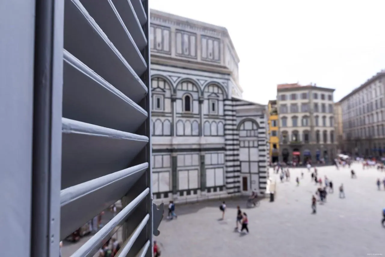 Duomo Apartment Unique View!-Hosted By Sweetstay Florence