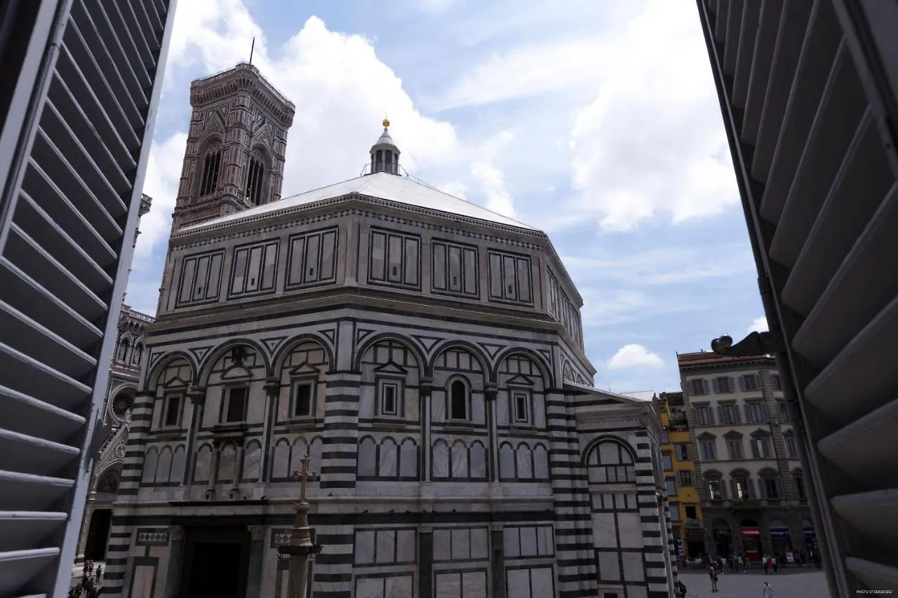 Duomo Apartment Unique View!-Hosted By Sweetstay Florence